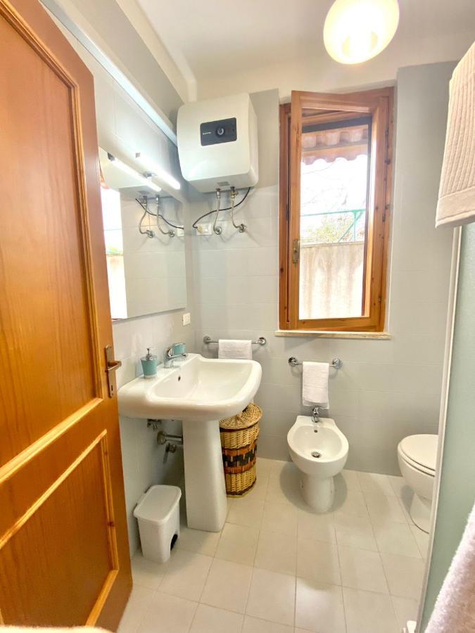 Adv Holiday House - Casa Vacanze San Cataldo  Buitenkant foto