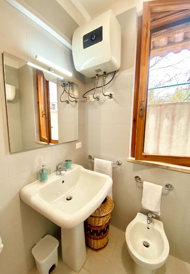 Adv Holiday House - Casa Vacanze San Cataldo  Buitenkant foto