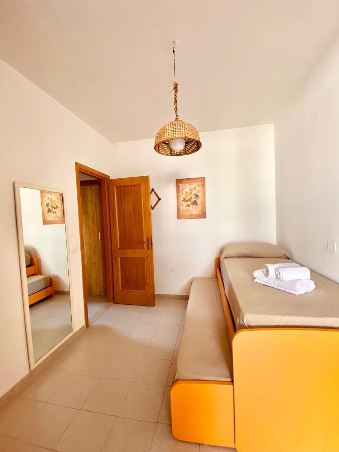 Adv Holiday House - Casa Vacanze San Cataldo  Buitenkant foto