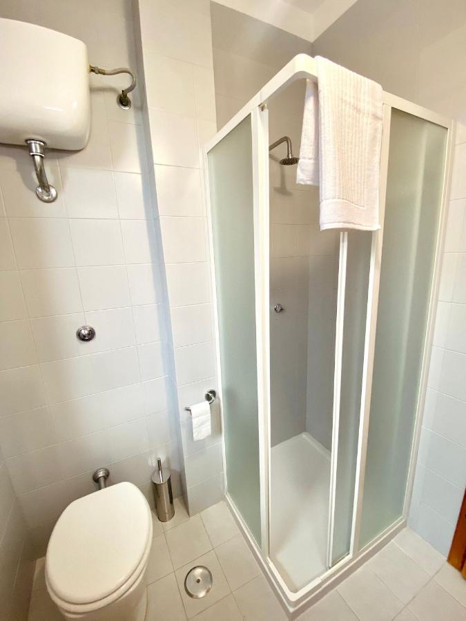 Adv Holiday House - Casa Vacanze San Cataldo  Buitenkant foto